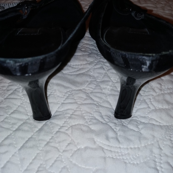 ANN TAYLOR MULE PUMPS HEELS POINTED-TOE, BLACK SIZE 7M - Picture 4 of 16